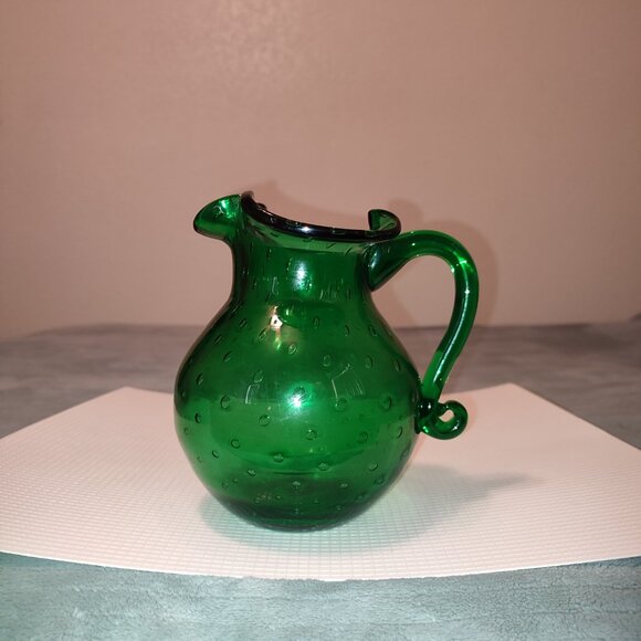 MCM Hand Blown Emerald Glass Art Pitcher Ice Blocker Vintage Green Handle - Picture 2 of 11